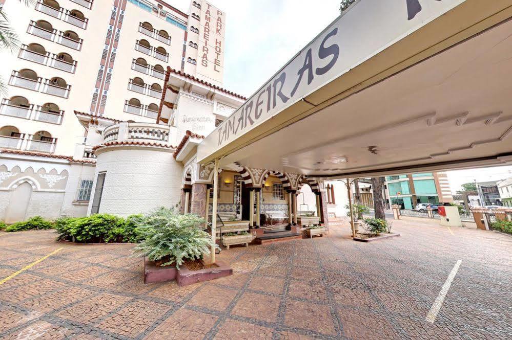 Tamareiras Park Hotel อูเบราบา ภายนอก รูปภาพ