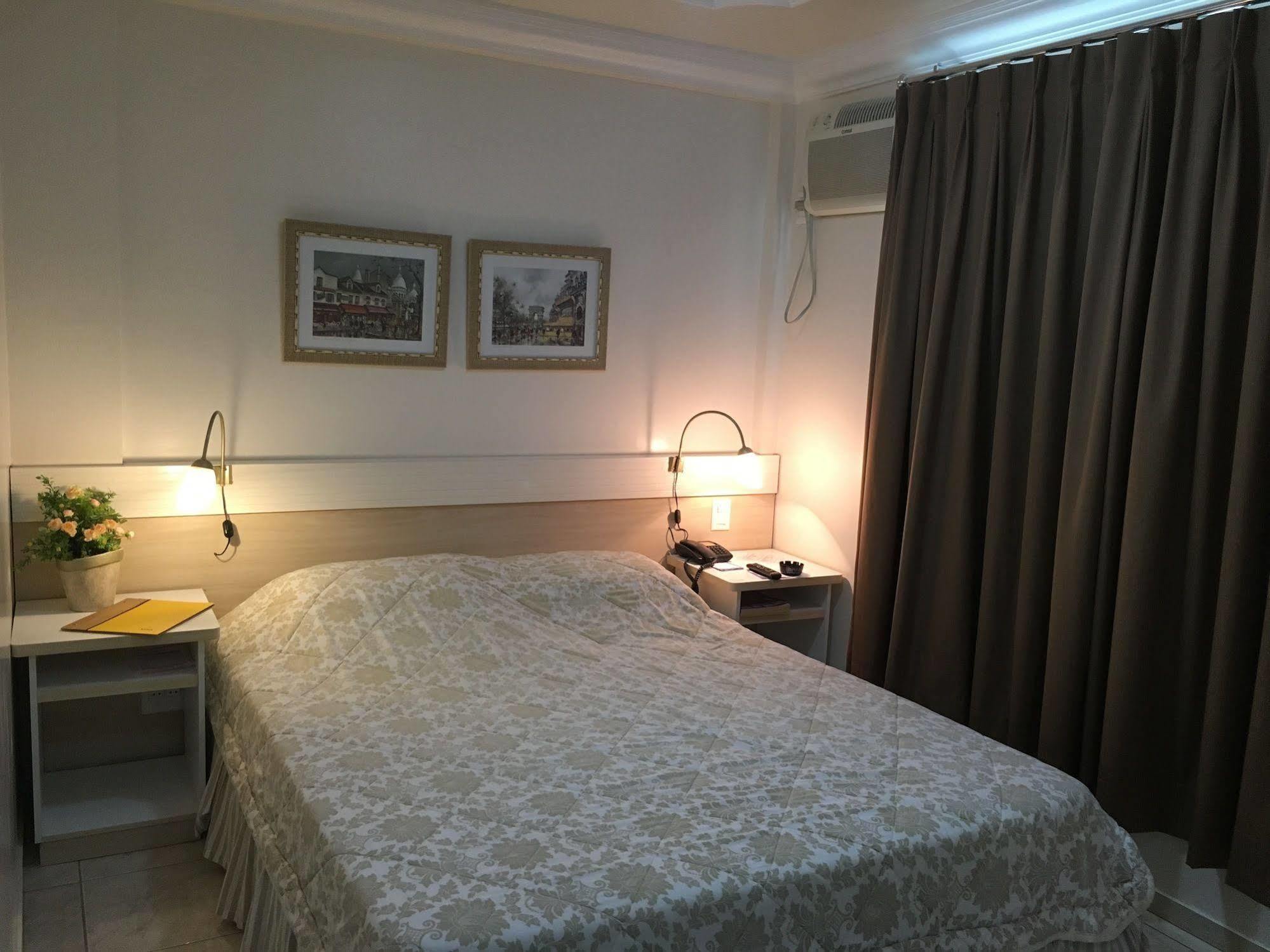 Tamareiras Park Hotel อูเบราบา ภายนอก รูปภาพ