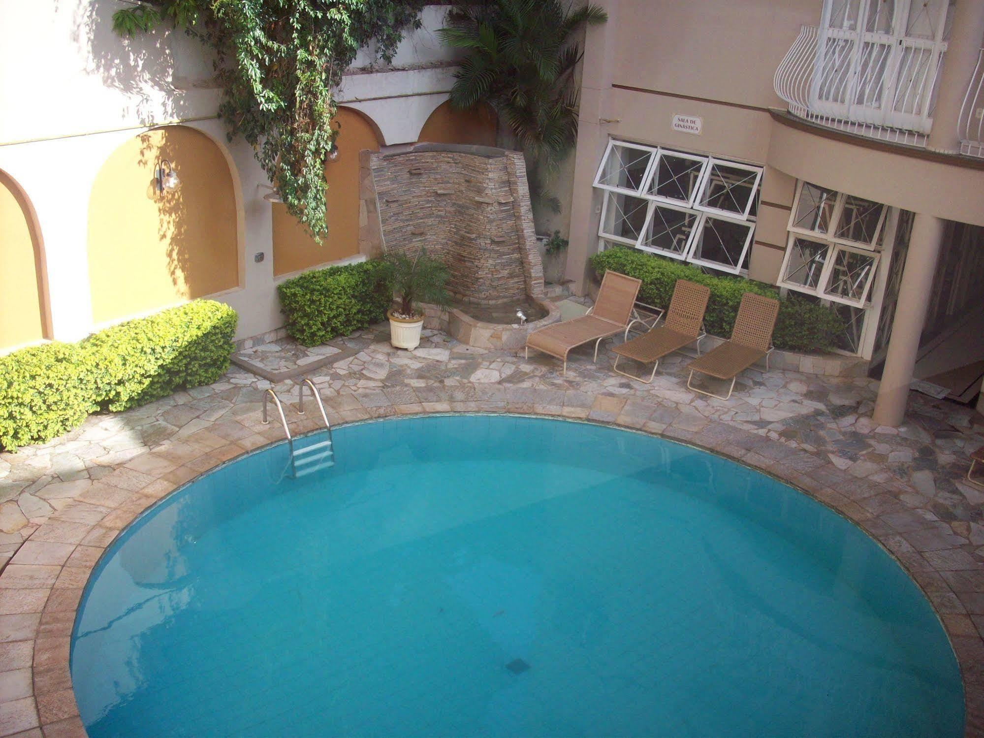 Tamareiras Park Hotel อูเบราบา ภายนอก รูปภาพ
