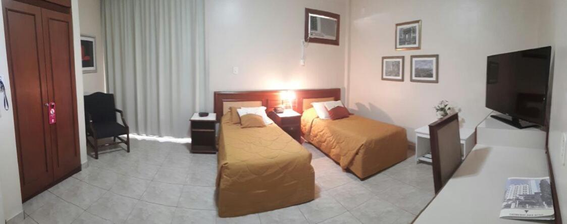 Tamareiras Park Hotel อูเบราบา ภายนอก รูปภาพ