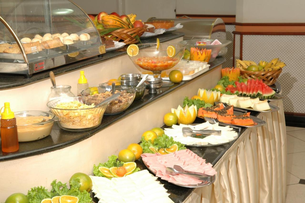 Tamareiras Park Hotel อูเบราบา ภายนอก รูปภาพ